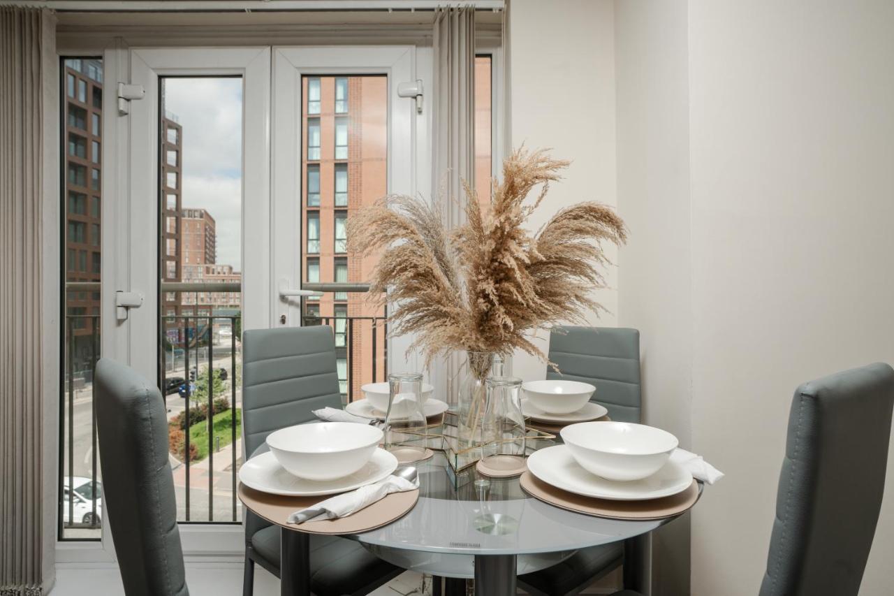 Stylish 2 Bed Manchester Flat Eksteriør bilde