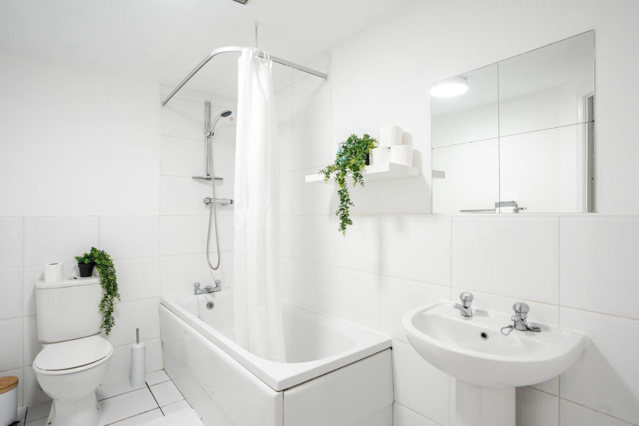 Stylish 2 Bed Manchester Flat Eksteriør bilde